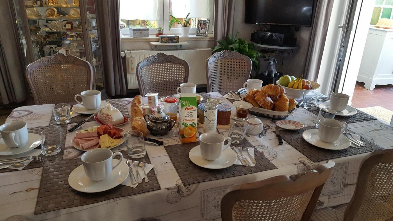 Les Iris Chambres D'Hote Niedermorschwihr Cameră foto